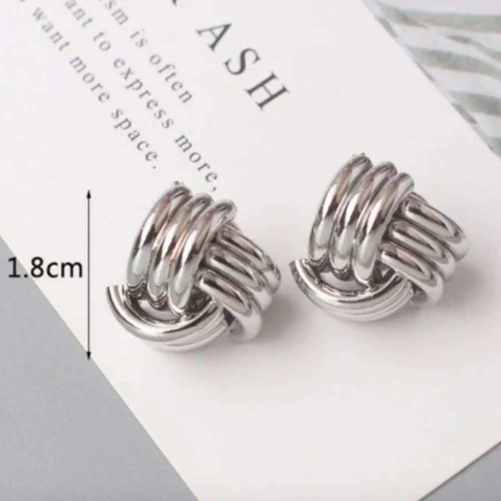 Zara minimalist silver color earrings - Picture 1 of 2